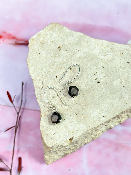 Zawadi Golden Sapphire Earrings