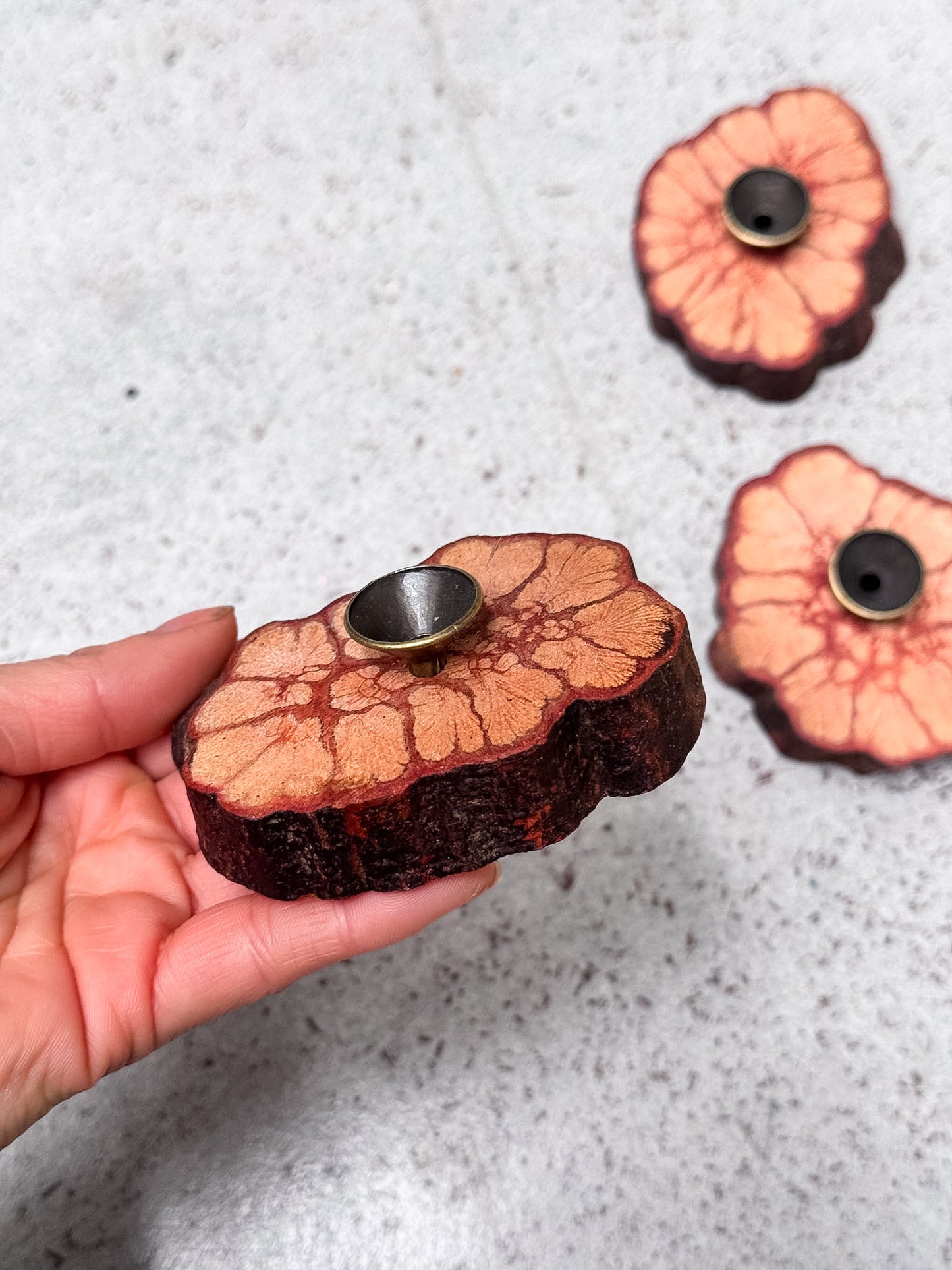 Chrysanthemum Wood Stands