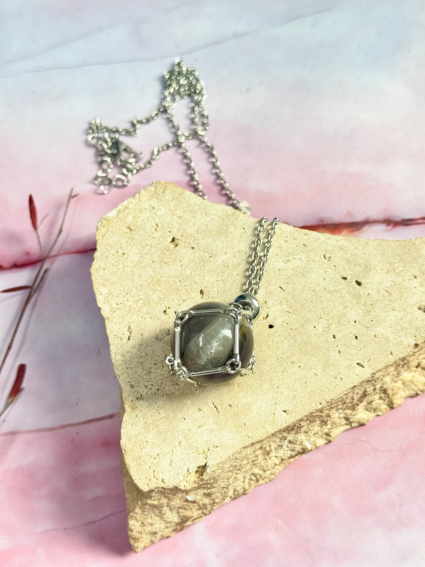 Metal Net Necklaces