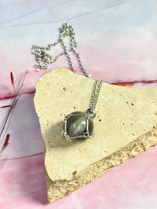 Metal Net Necklaces