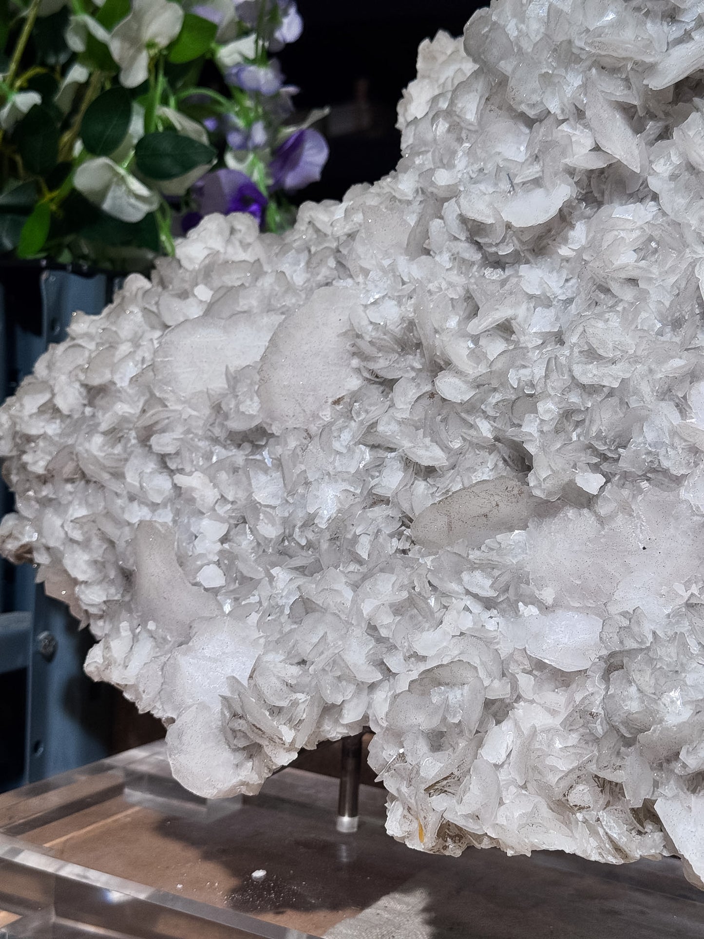 Large Fujian Dragon Scale Calcite Cluster