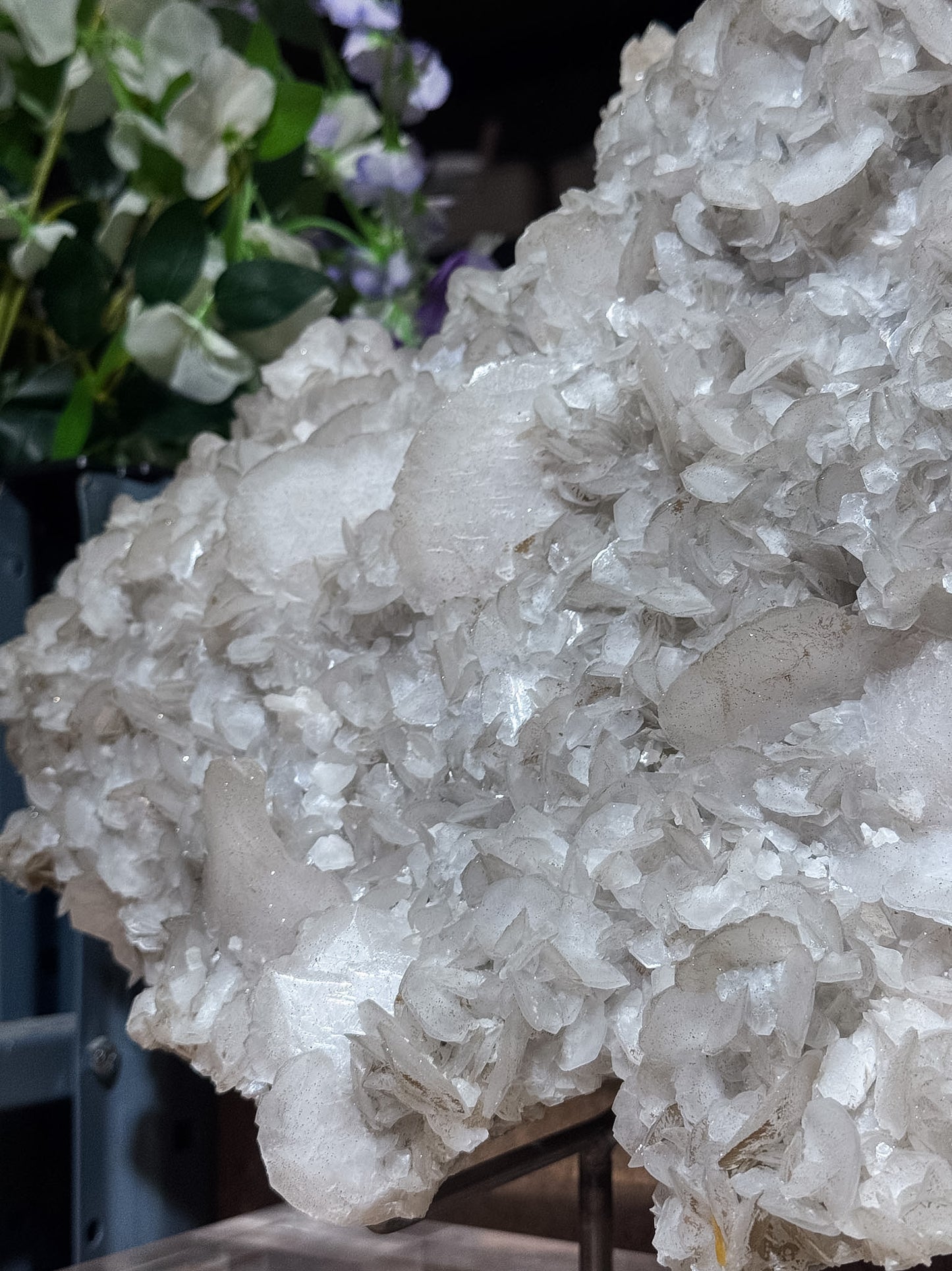 Large Fujian Dragon Scale Calcite Cluster