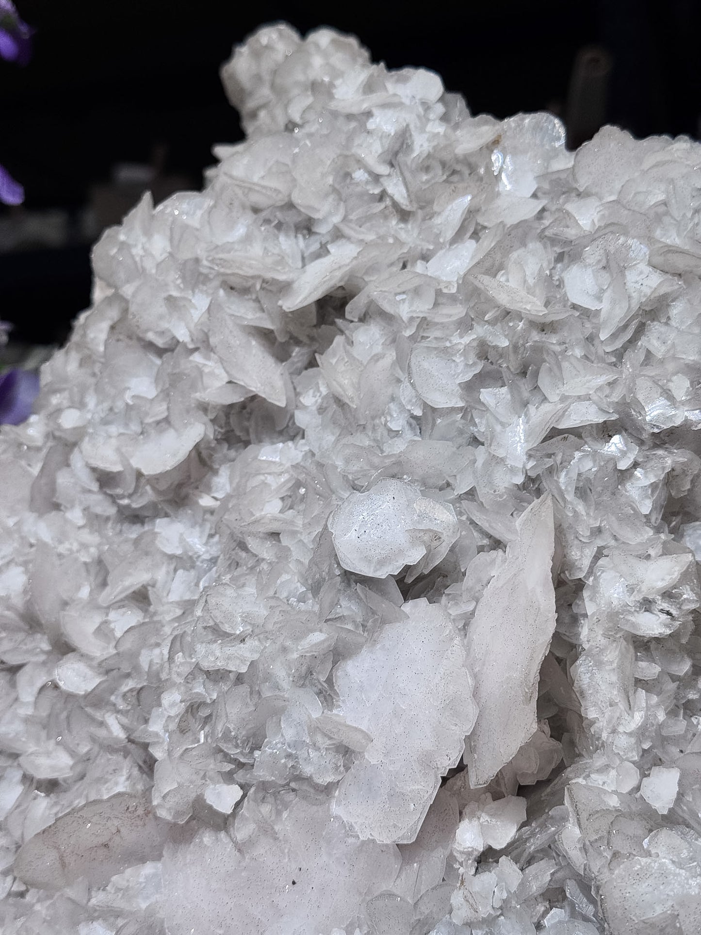 Large Fujian Dragon Scale Calcite Cluster