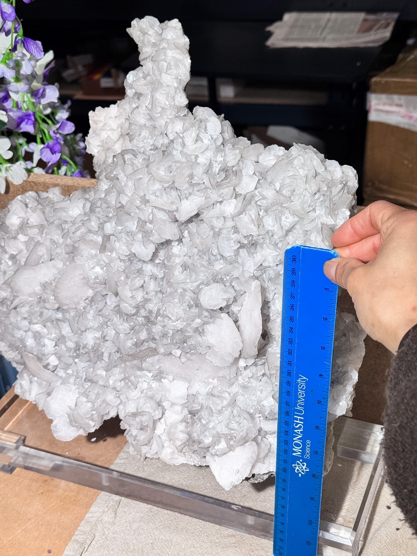 Large Fujian Dragon Scale Calcite Cluster