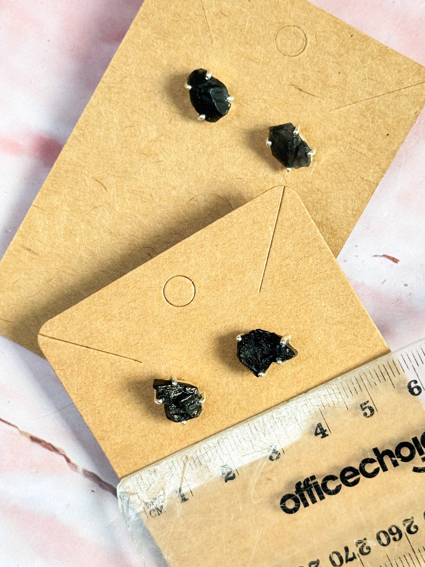 Saffordite 'Tektite' Studs