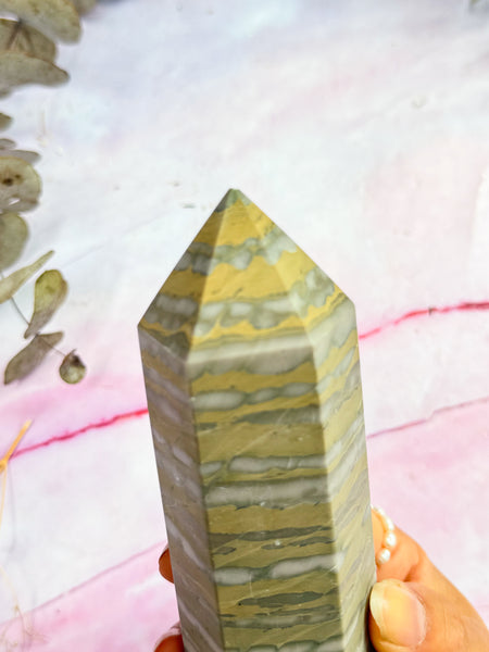 Banded Jasper Point - Damaged