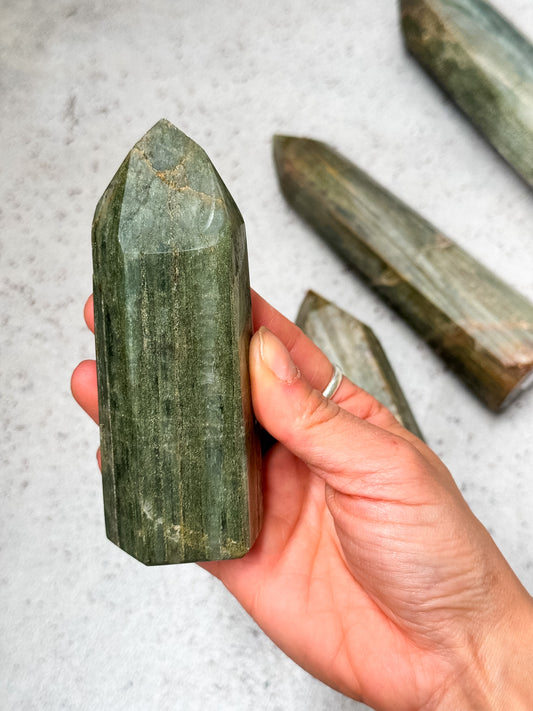 Fuschite in Quartz Towers