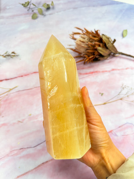 Honey Optical Calcite Tower