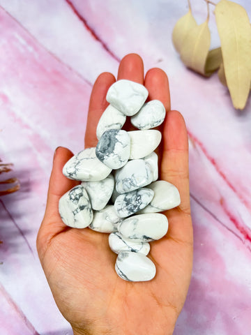 Howlite Tumbles