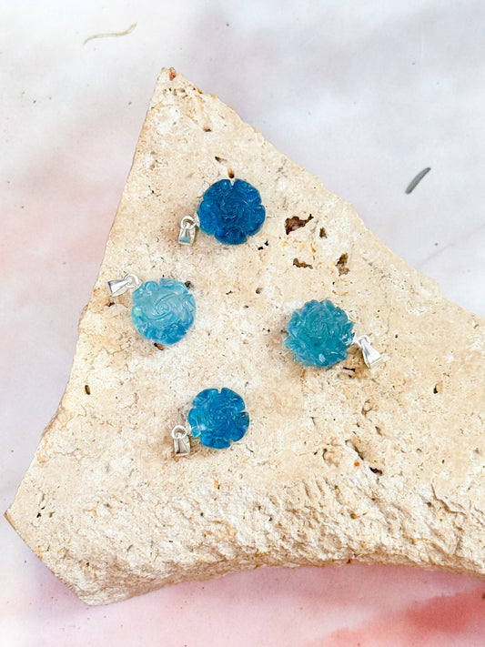 Aquamarine Flower Pendants