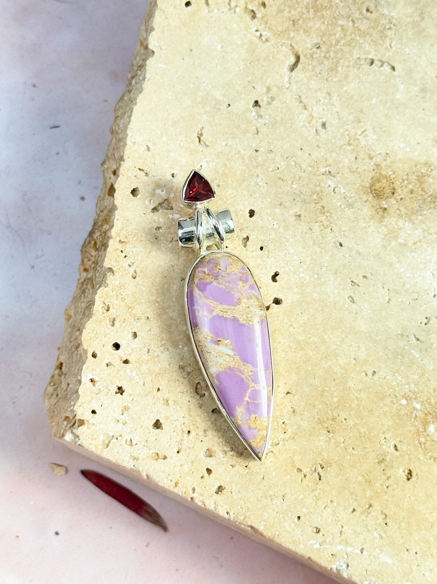 Phosphosiderite Pendants with Faceted Garnet