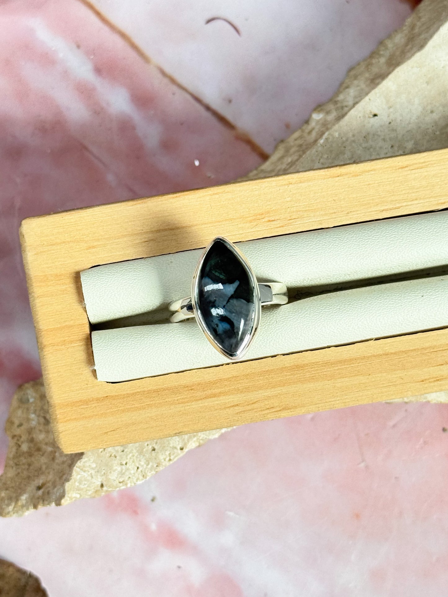 Mystic Merlinite Rings