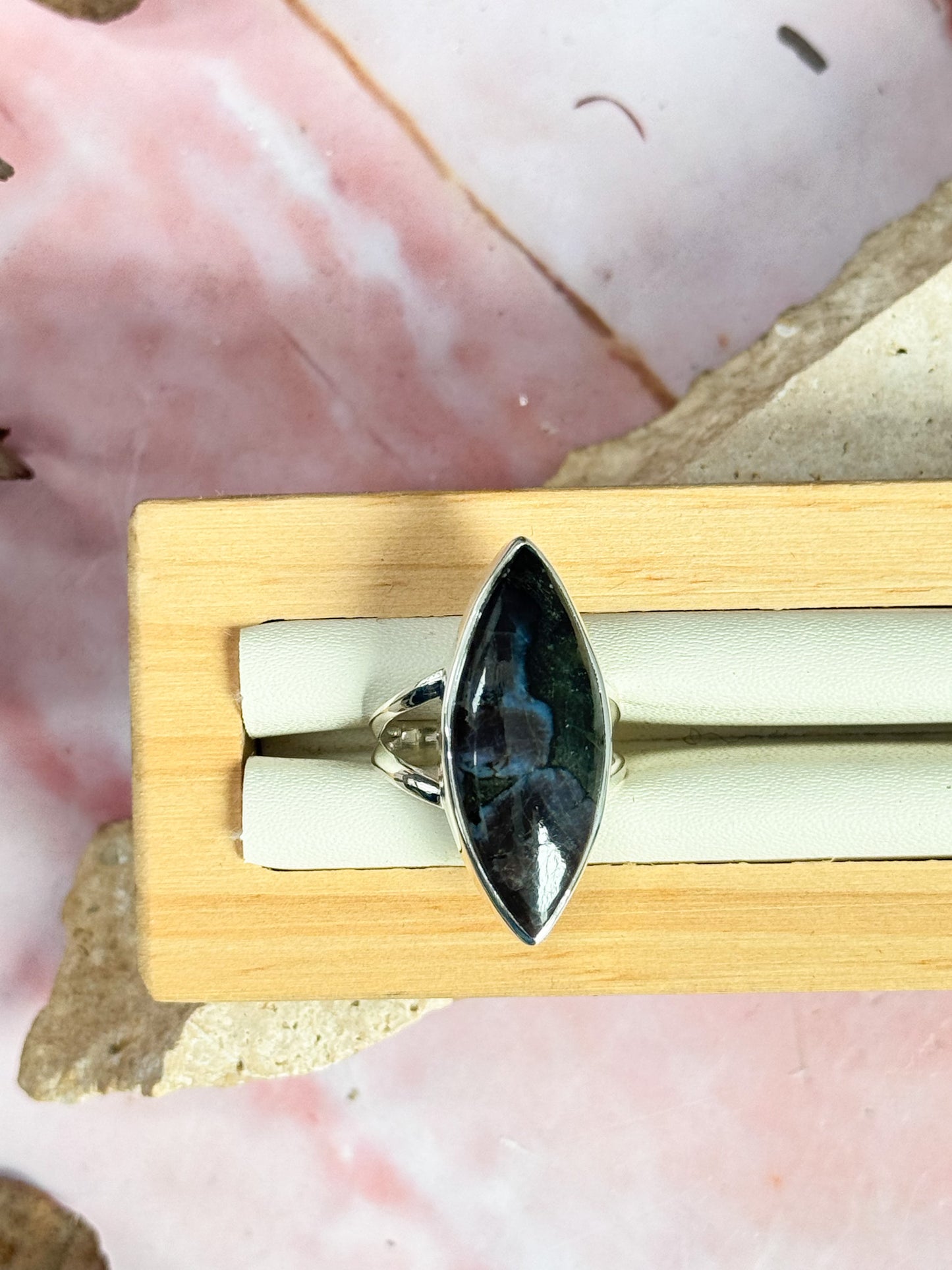 Mystic Merlinite Rings