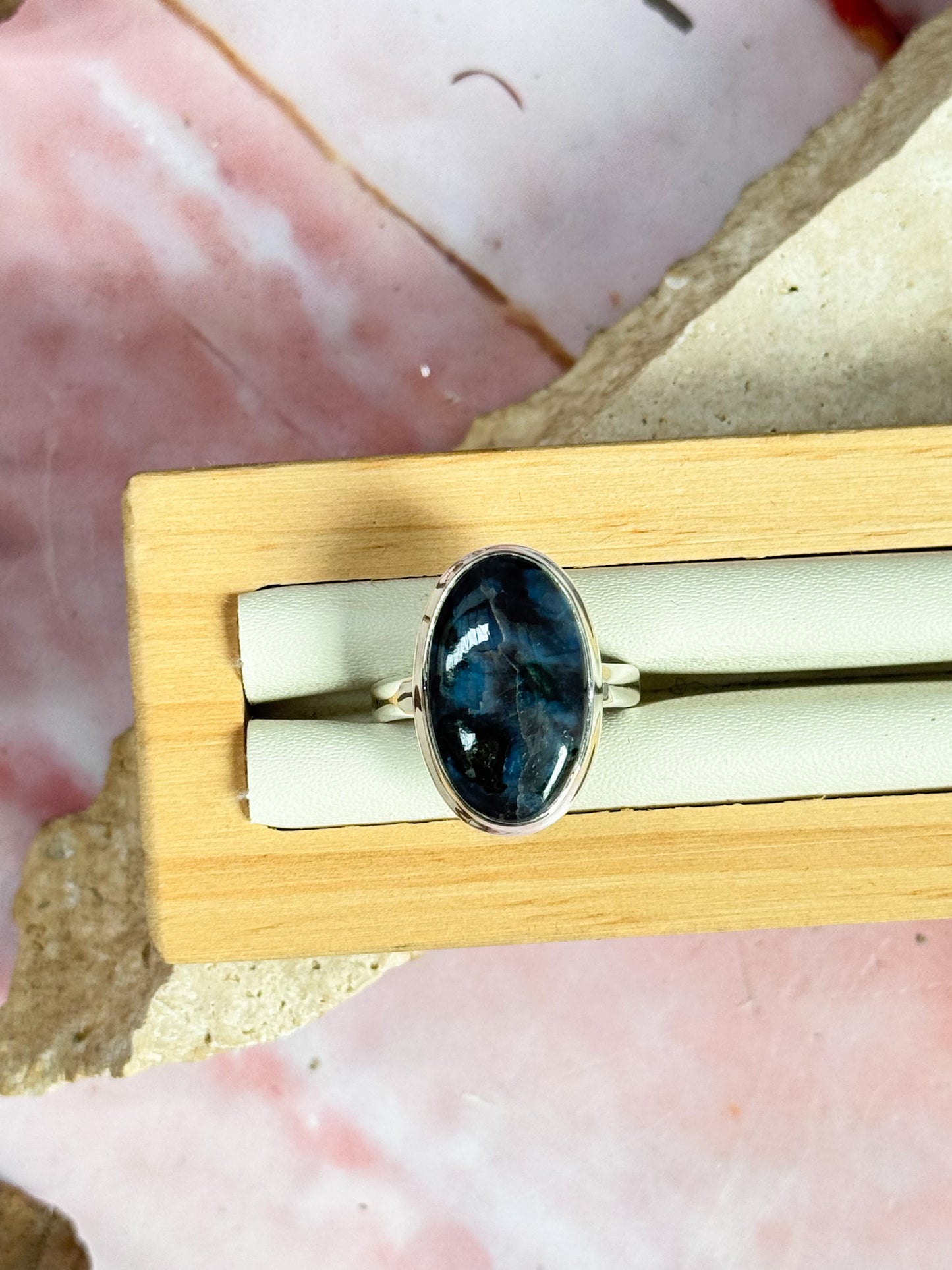 Mystic Merlinite Rings