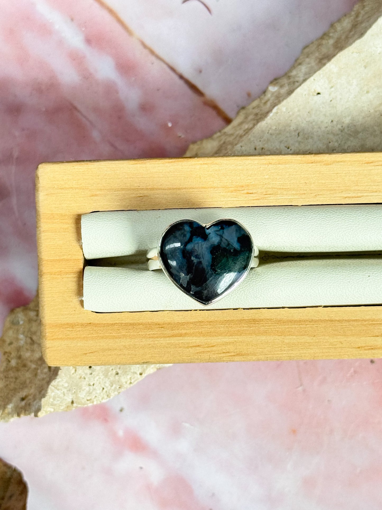 Mystic Merlinite Rings